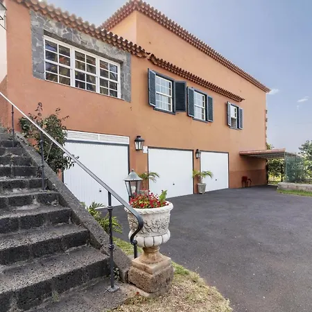 Hébergement de vacances Rural House Los Orovales With Terrace And Parking