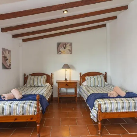 Rural House Los Orovales With Terrace And Parking